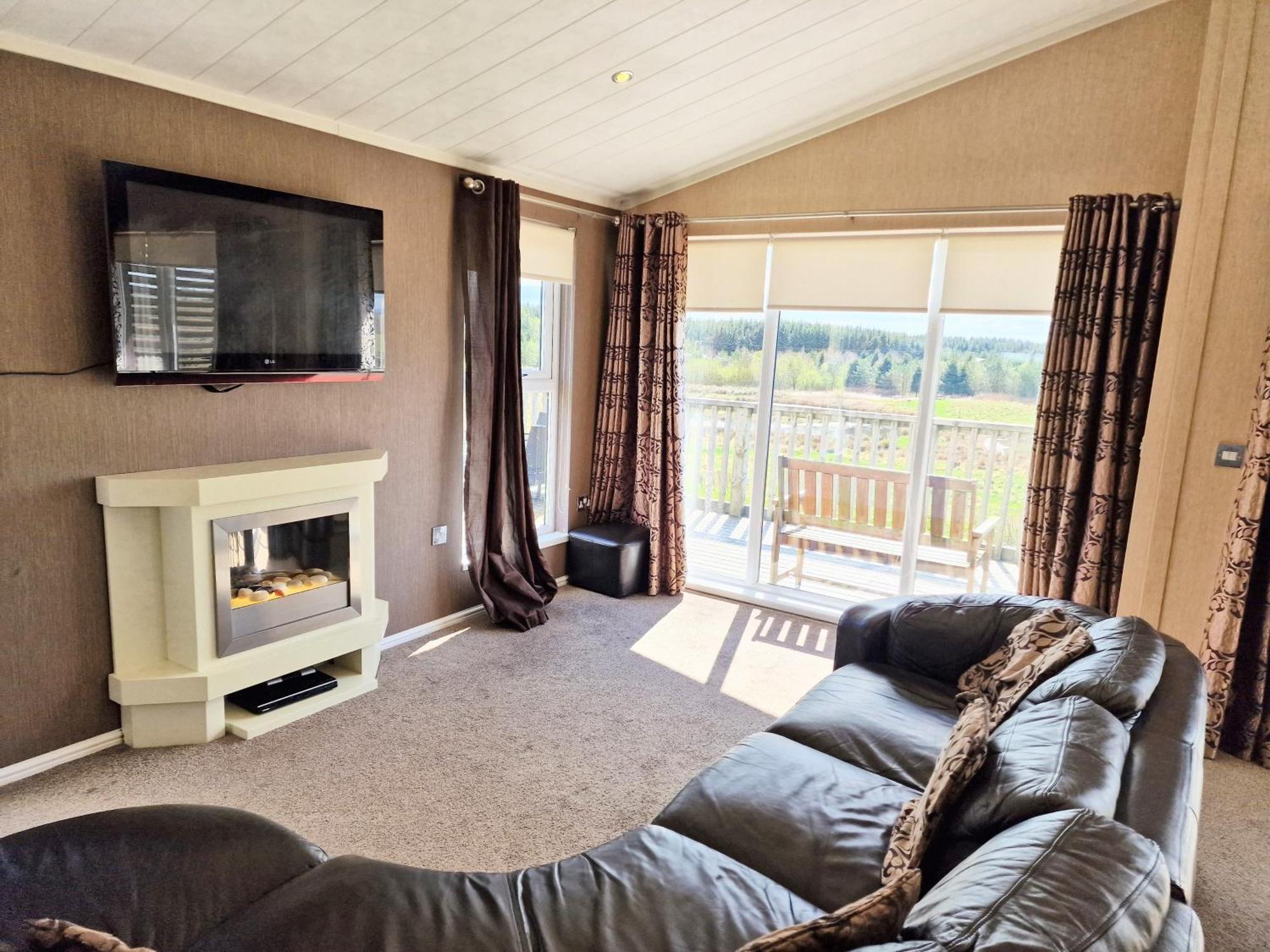 Villa Benarty 11 With Private Hot Tub - Fife - Loch Leven - Lomond Hills - Pet Friendly à Kelty Extérieur photo